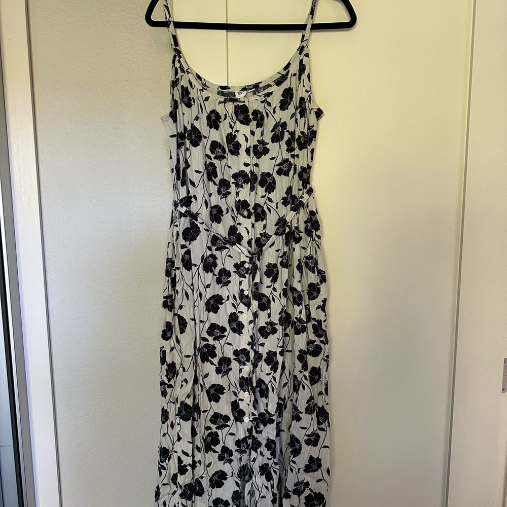 GAP Black and White Floral Maxi Dress